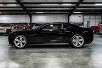6_2012-Chevrolet-Camaro ZL1-Black-80024220.jpg